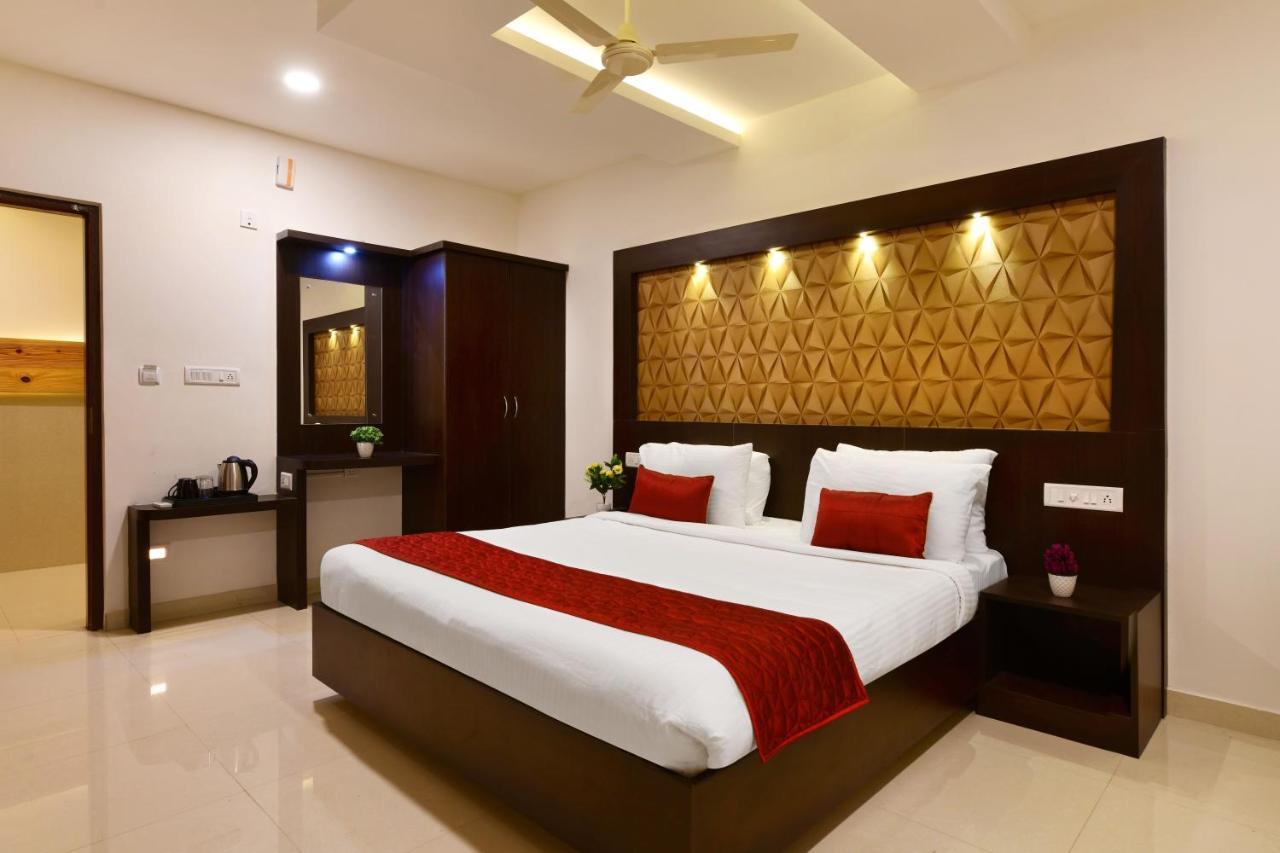 Hotel Bv Colours By Rivido, Begur Main Road Bangalore Eksteriør bilde